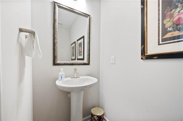 2910 Bishopstone Way, Cumming, GA 30040