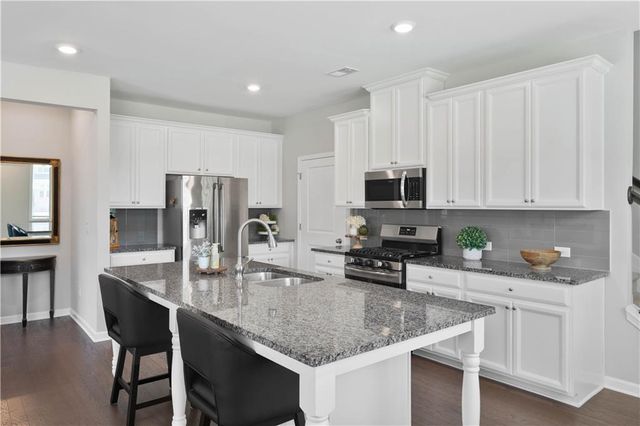 2910 Bishopstone Way, Cumming, GA 30040