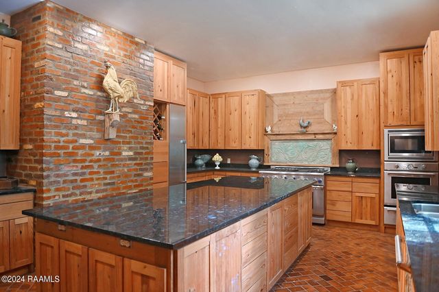 508 N I-49 Service Road, Sunset, LA 70584
