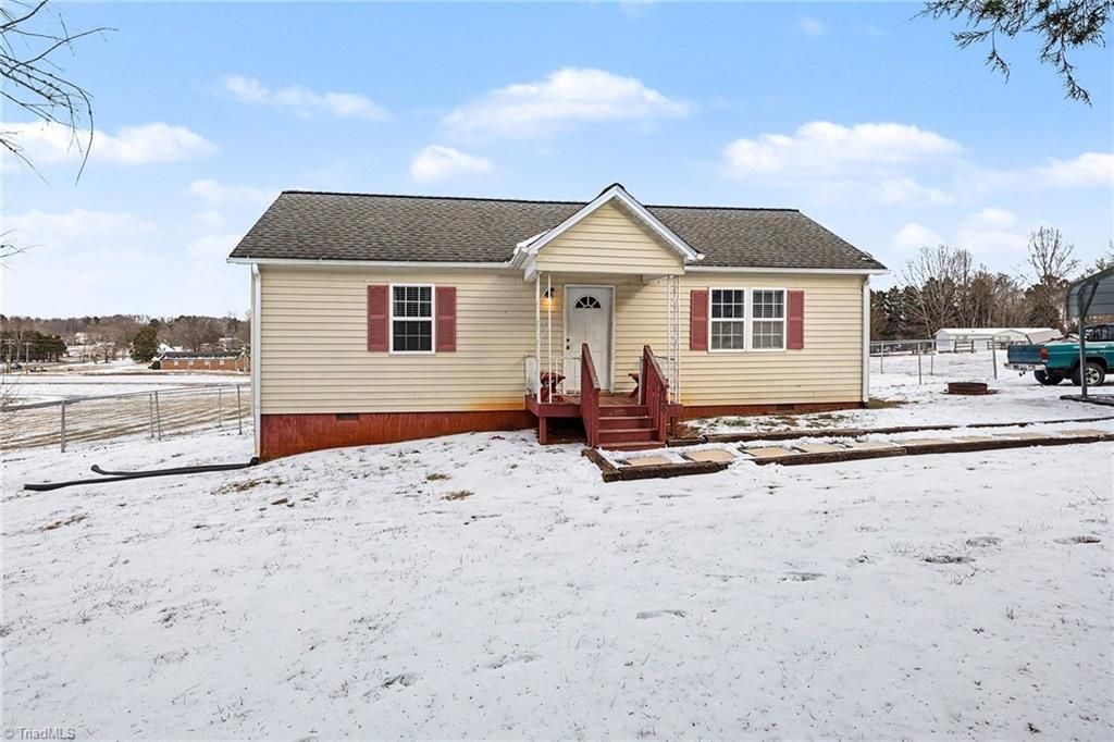 129 Howardtown Circle, Mocksville, NC 27028