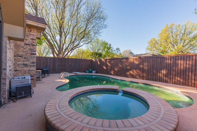 7805 STUYVESANT Avenue, Amarillo, TX 79121