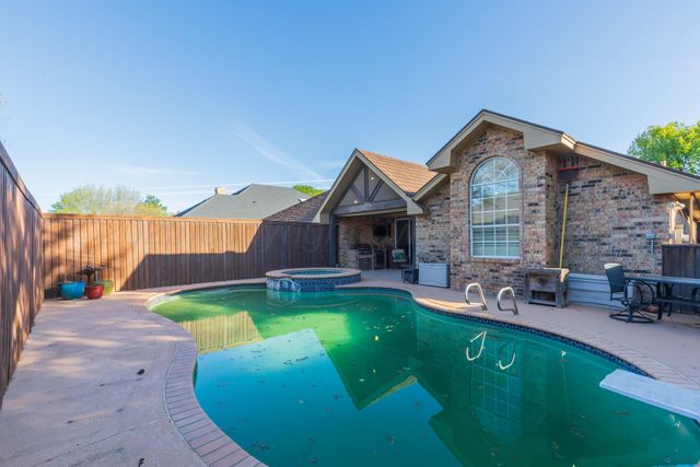 7805 STUYVESANT Avenue, Amarillo, TX 79121