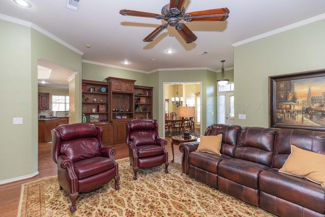 7805 STUYVESANT Avenue, Amarillo, TX 79121