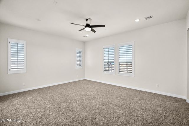 13420 Emerald Wheel Avenue, Horizon City, TX 79928