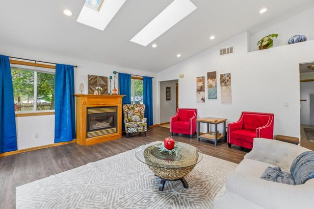 W2632 Fox LANE, Montello, WI 53949
