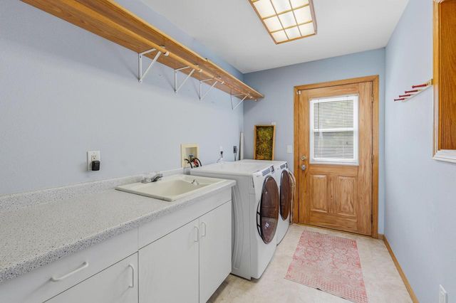 W2632 Fox LANE, Montello, WI 53949