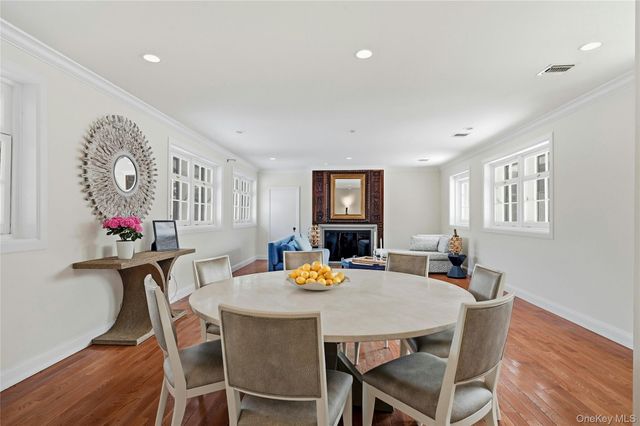 74 Peacock Lane, Locust Valley, NY 11560