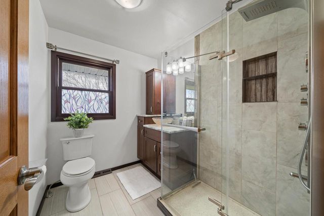 2211 Sheridan Springs ROAD, Burlington, WI 53105