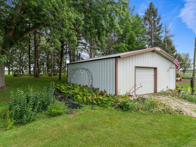2211 Sheridan Springs ROAD, Burlington, WI 53105
