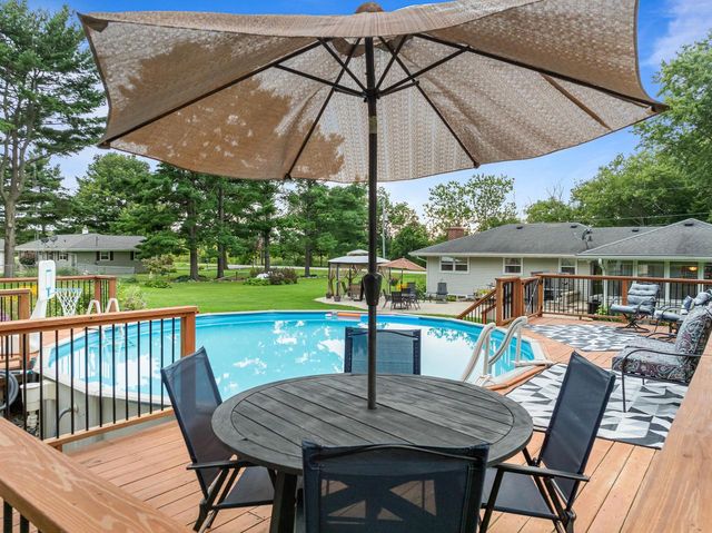 2211 Sheridan Springs ROAD, Burlington, WI 53105