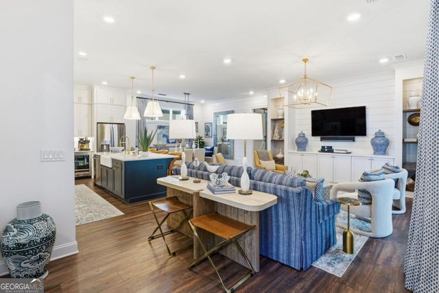 326 Mcdaniel Place, Canton, GA 30115