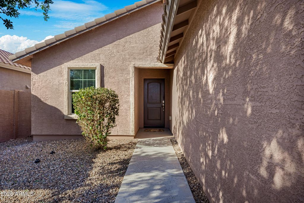 800 W LOWELL Drive, San Tan Valley, AZ 85140 — photo 4