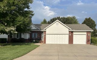 2445 N Potters Ct, El Dorado, KS 67042