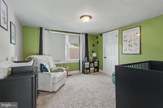 4075 W MARKET ST, York, PA 17408