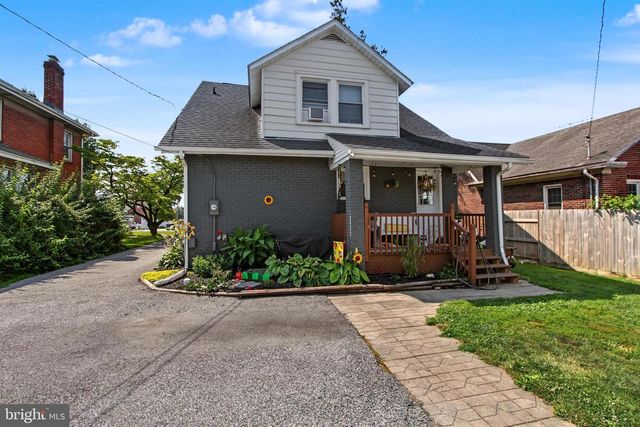 4075 W MARKET ST, York, PA 17408