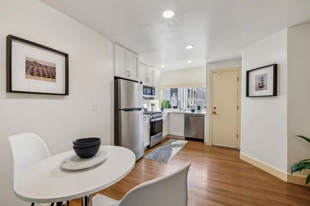 2834 2834 SUMMIT STREET, Oakland, CA 94609