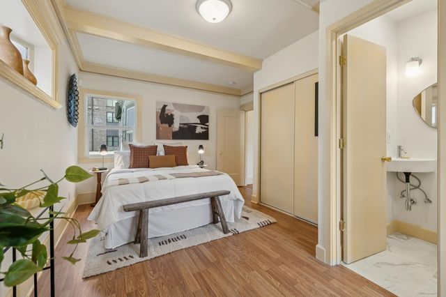 2834 2834 SUMMIT STREET, Oakland, CA 94609