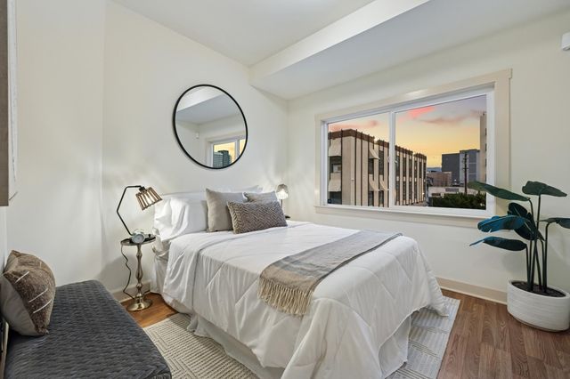 2834 2834 SUMMIT STREET, Oakland, CA 94609