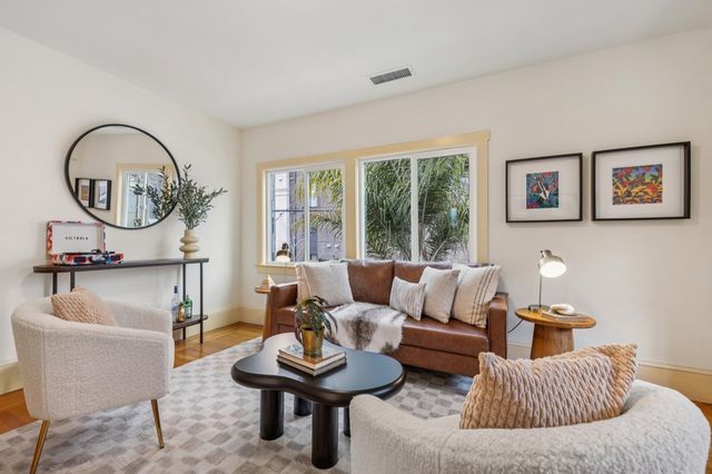 2834 2834 SUMMIT STREET, Oakland, CA 94609