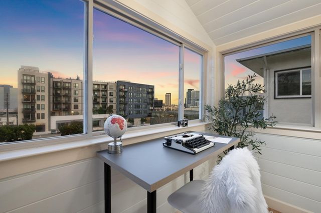 2834 2834 SUMMIT STREET, Oakland, CA 94609