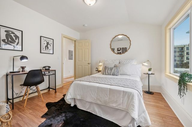 2834 2834 SUMMIT STREET, Oakland, CA 94609