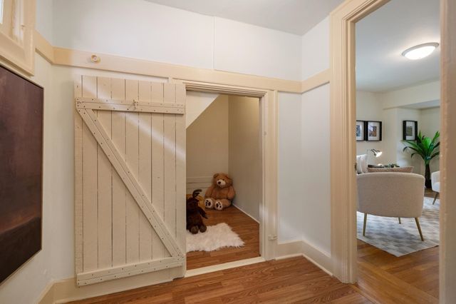 2834 2834 SUMMIT STREET, Oakland, CA 94609