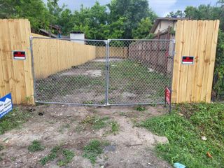 629 E 37th St Street, Houston, TX 77022
