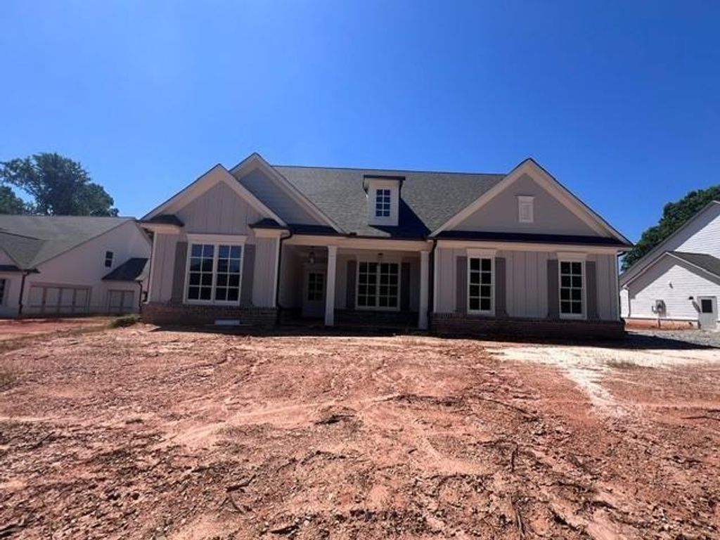 4779 E Reed Road, Gainesville, GA 30507