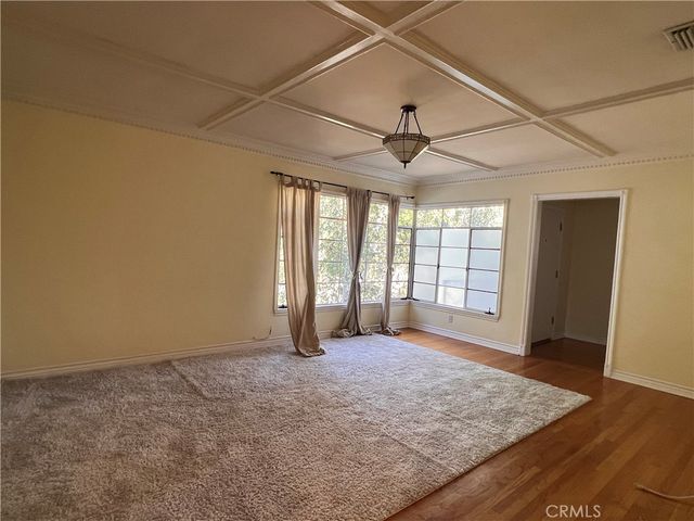 5005 Cahuenga, North Hollywood, CA 91601