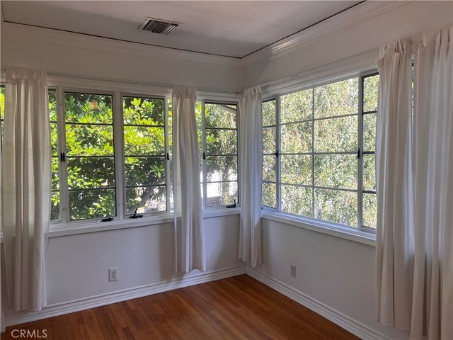 5005 Cahuenga, North Hollywood, CA 91601