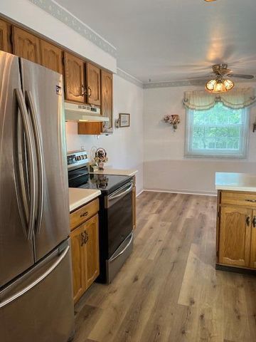 4115 81st PLACE, Kenosha, WI 53142