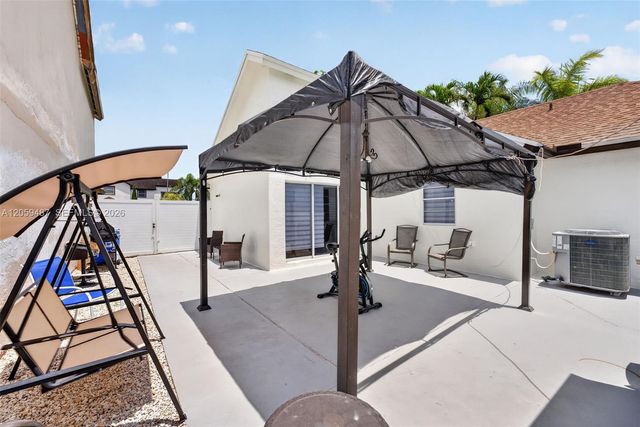 25050 SW 129th Court, Homestead, FL 33032