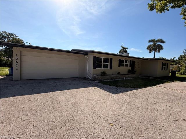 10621 McGregor BLVD, Fort Myers, FL 33919