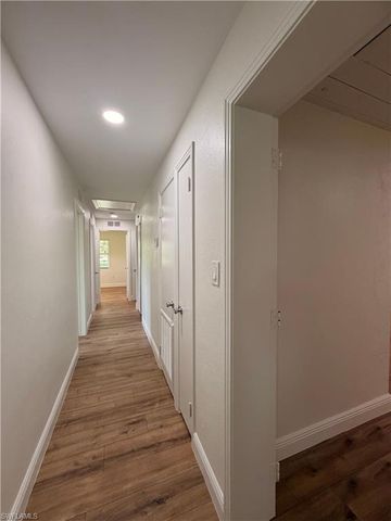 10621 McGregor BLVD, Fort Myers, FL 33919