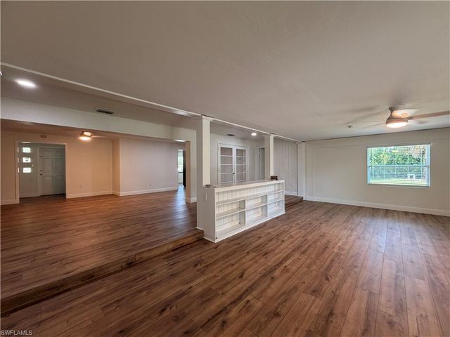 10621 McGregor BLVD, Fort Myers, FL 33919
