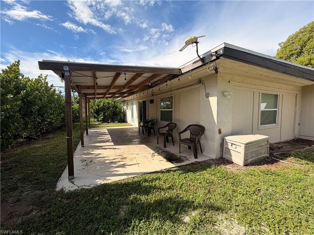 10621 McGregor BLVD, Fort Myers, FL 33919