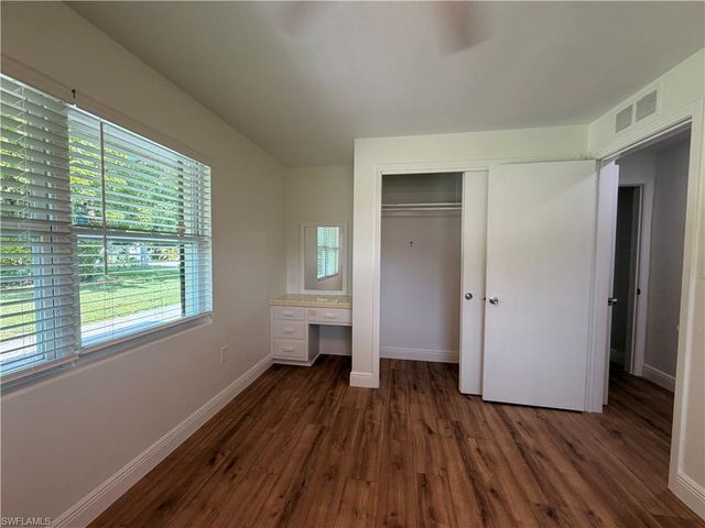 10621 McGregor BLVD, Fort Myers, FL 33919