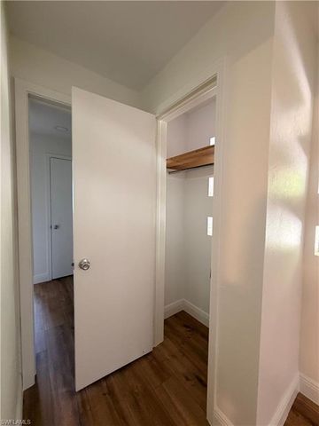 10621 McGregor BLVD, Fort Myers, FL 33919