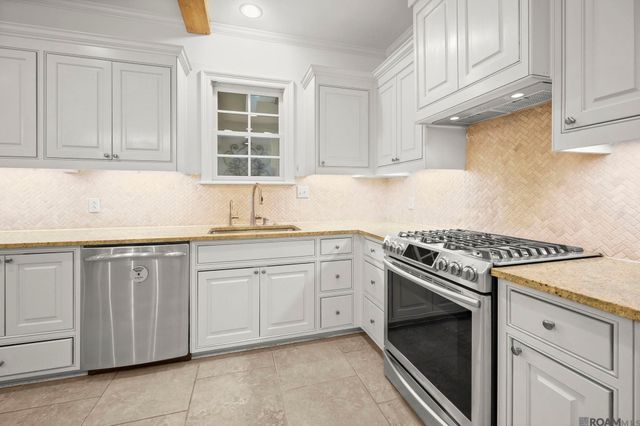 4268 Arrowhead St, Baton Rouge, LA 70808