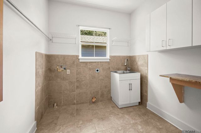 4268 Arrowhead St, Baton Rouge, LA 70808