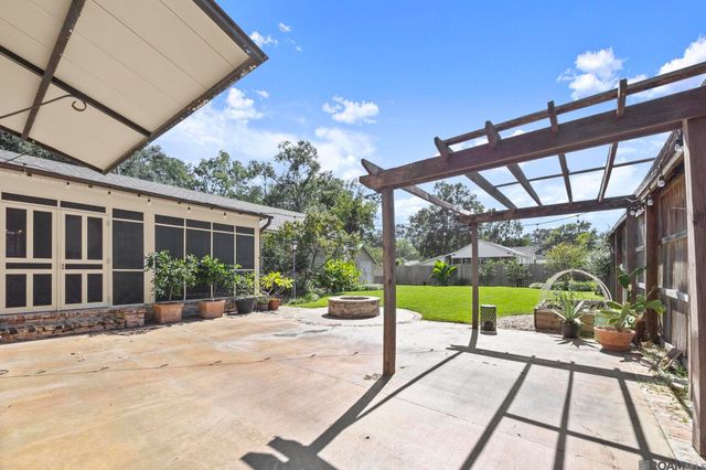 4268 Arrowhead St, Baton Rouge, LA 70808