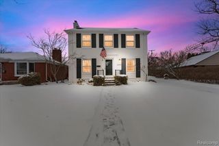 2430 Chelsea Street, Trenton, MI 48183