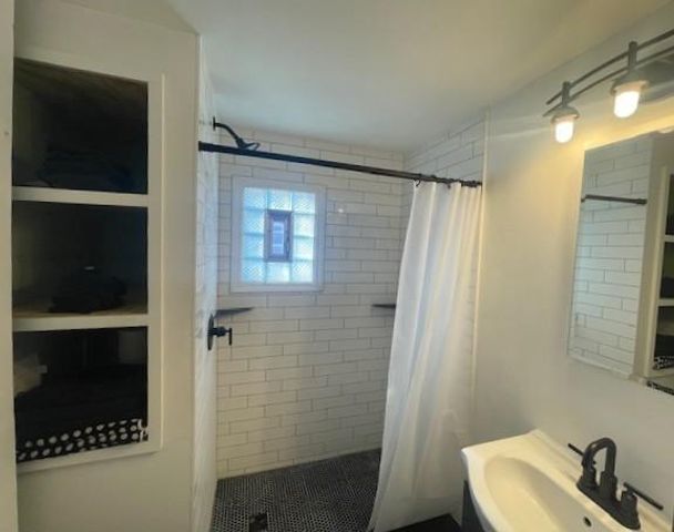 25 Winter Street, Saint Paul, MN 55103