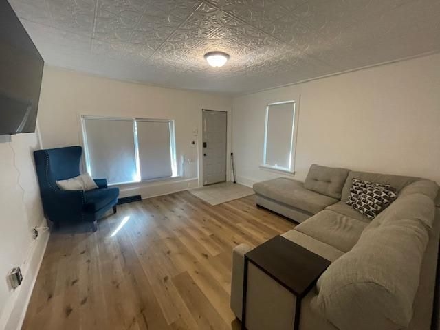 25 Winter Street, Saint Paul, MN 55103