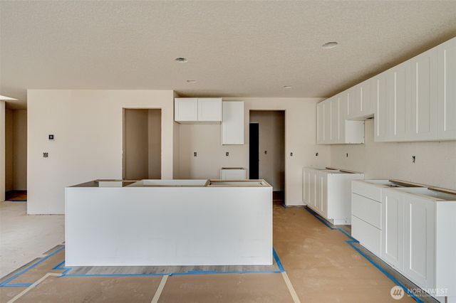 2002 Henderson Way, Longview, WA 98632