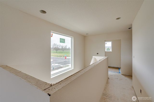 2002 Henderson Way, Longview, WA 98632