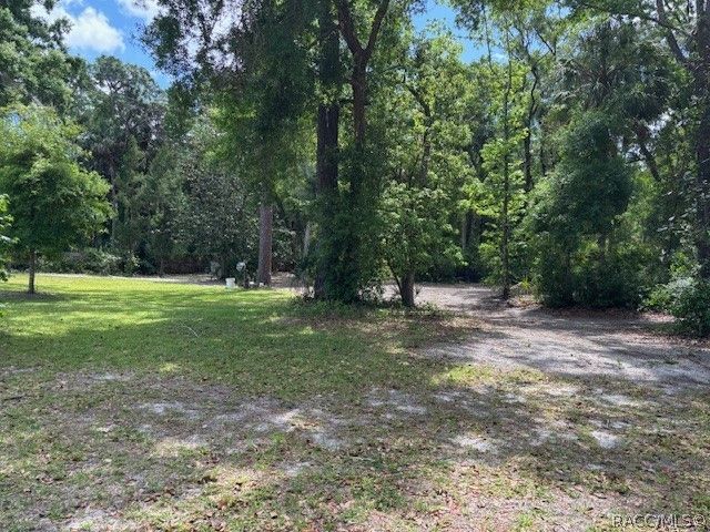 2295 S Stonebrook Drive, Homosassa, FL 34448