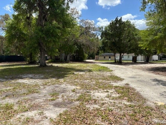2295 S Stonebrook Drive, Homosassa, FL 34448
