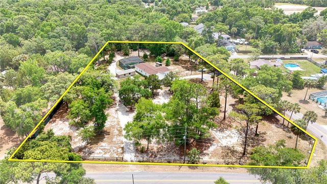 2295 S Stonebrook Drive, Homosassa, FL 34448