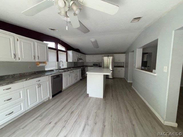 2295 S Stonebrook Drive, Homosassa, FL 34448